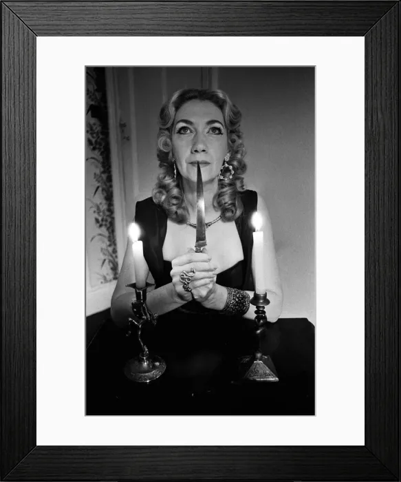 Framed Print : Witch, Mrs Patricia Crowther, High Priestess of the Moon Goddess pictured at her