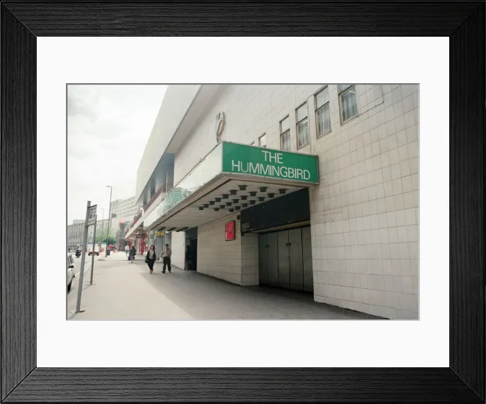 Framed Print : Exterior of the Hummingbird in Dale End, Birmingham, West Midlands. 10th July 1990