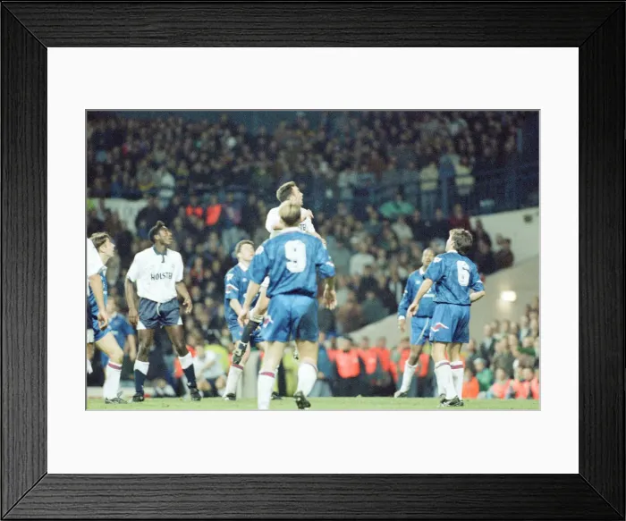 Framed Print : Tottenham 1-2 Chelsea, Premier league match at White Hart Lane Framed Print : Tottenham 1-2 Chelsea, Premier league match at White Hart Lane