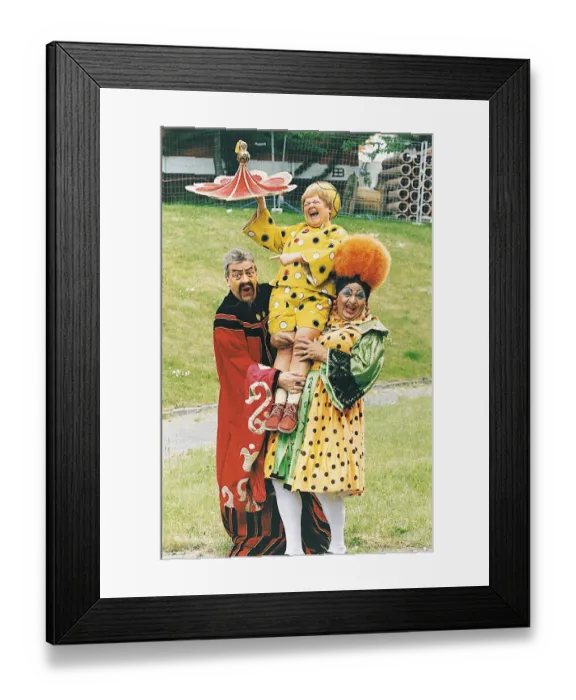Framed Print : Ian & Janette Tough with Russell Lane in pantomime outfits - Aladdin at Pavilion Theatre Framed Print : Ian & Janette Tough with Russell Lane in pantomime outfits - Aladdin at Pavilion Theatre