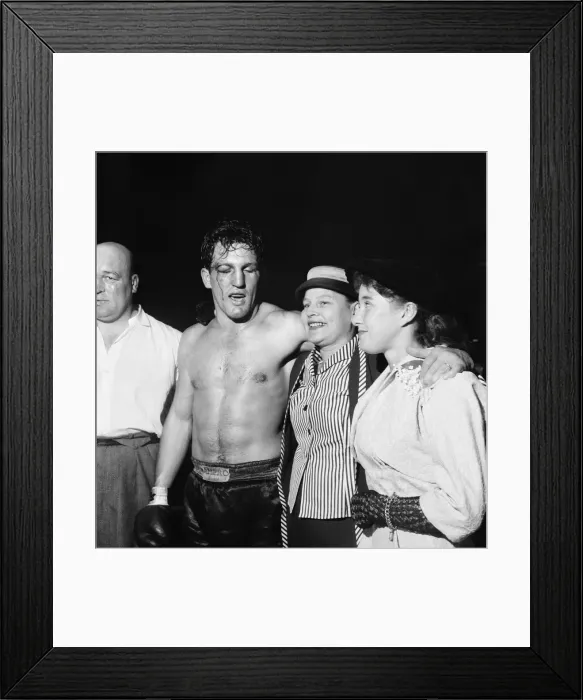 Framed Print : Brian London vs Kitione Lave, Commonwealth Heavyweight Title Eliminator Framed Print : Brian London vs Kitione Lave, Commonwealth Heavyweight Title Eliminator