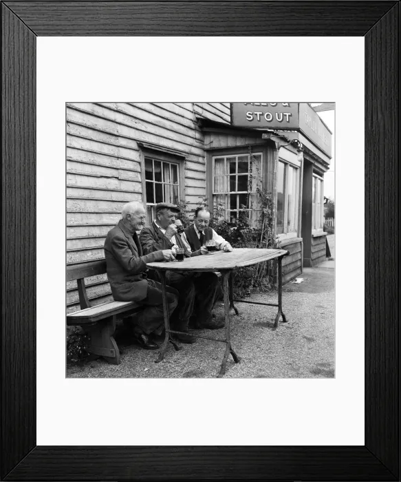 Framed Print : Views in the Essex village of Latchingdon. Harry Carnochan, 74, Bert Reed, 73 Framed Print : Views in the Essex village of Latchingdon. Harry Carnochan, 74, Bert Reed, 73