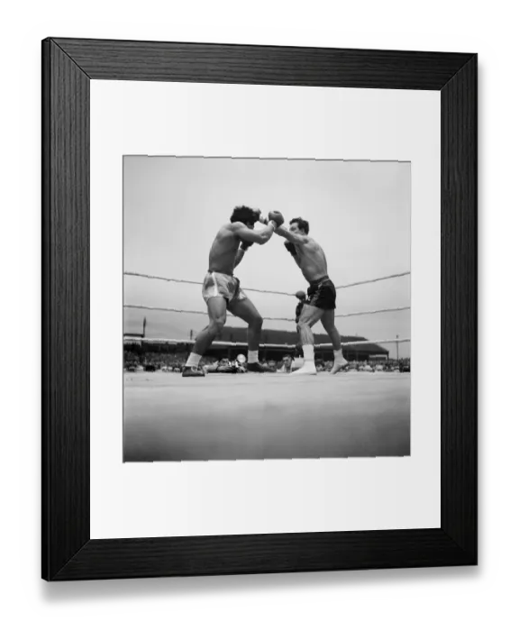 Framed Print : Brian London vs Kitione Lave, Commonwealth Heavyweight Title Eliminator