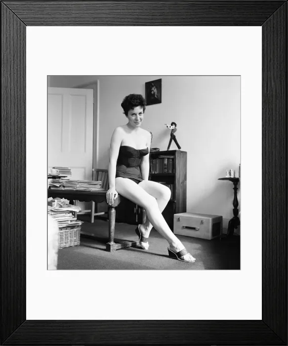 Framed Print : Valerie Gaunt, British actress, will be starring in her first film Framed Print : Valerie Gaunt, British actress, will be starring in her first film