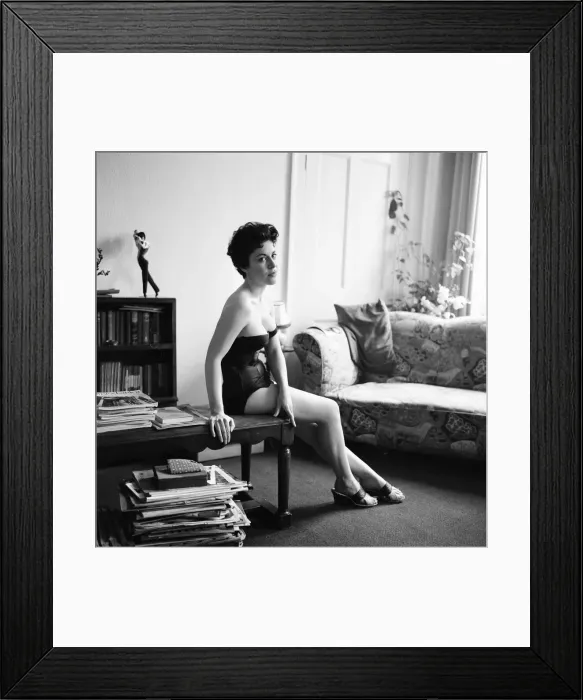 Framed Print : Valerie Gaunt, British actress, will be starring in her first film Framed Print : Valerie Gaunt, British actress, will be starring in her first film