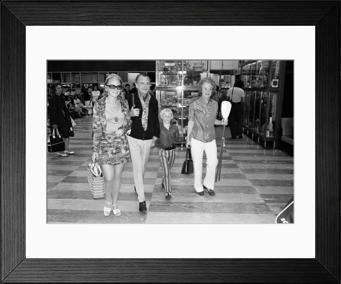 Framed Print : Juliet Mills and her son Sean at Heathrow Airport for New York Framed Print : Juliet Mills and her son Sean at Heathrow Airport for New York