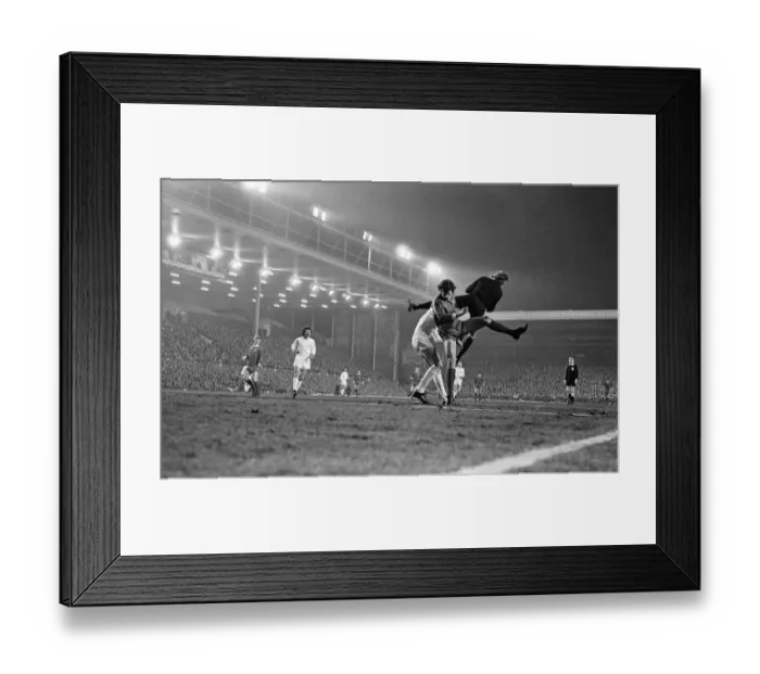 Framed Print : Liverpool 3-0 Bayern Munich, Inter-Cities Fairs Cup Quarter-final 1st Leg match