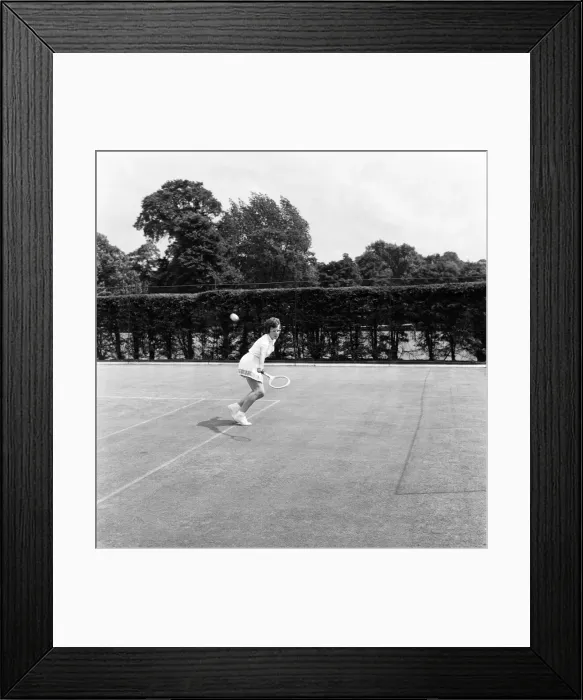 Framed Print : Billie Jean Moffitt USA (later King) pictured at Wimbledon practising for Friday