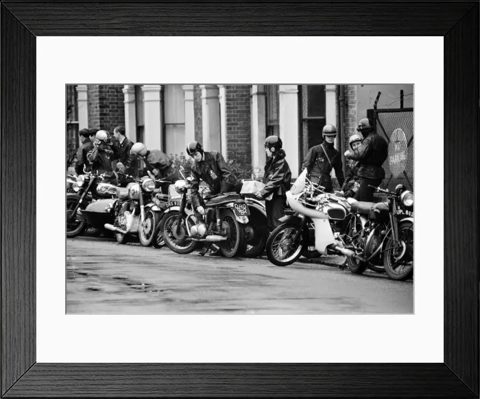 Framed Print : Motor cyclists help the Volunteer Emergency Service. 19th December 1965 Framed Print : Motor cyclists help the Volunteer Emergency Service. 19th December 1965