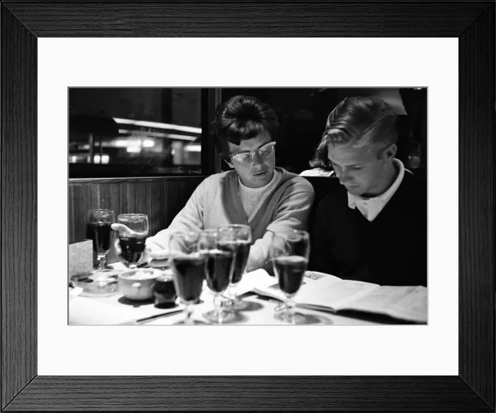 Framed Print : Billie Jean King, triple champion of Wimbledon, slept until 11am this morning Framed Print : Billie Jean King, triple champion of Wimbledon, slept until 11am this morning