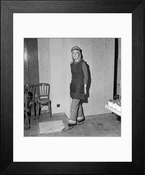 Framed Print : The new uniform for Lyons Teashop waitresses, opening in Chancery Lane Framed Print : The new uniform for Lyons Teashop waitresses, opening in Chancery Lane
