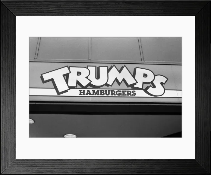 Framed Print : Trumps'hamburger restaurant. 11th January 1981 Framed Print : Trumps'hamburger restaurant. 11th January 1981