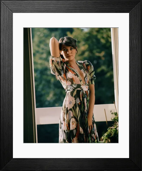 Framed Print : Lesley Anne Down, British actress, pictured at home in Primrose Hill, London Framed Print : Lesley Anne Down, British actress, pictured at home in Primrose Hill, London