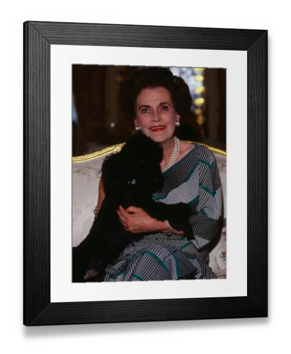 Framed Print : Margaret Duchess of Argyll with pet poodle February 1990