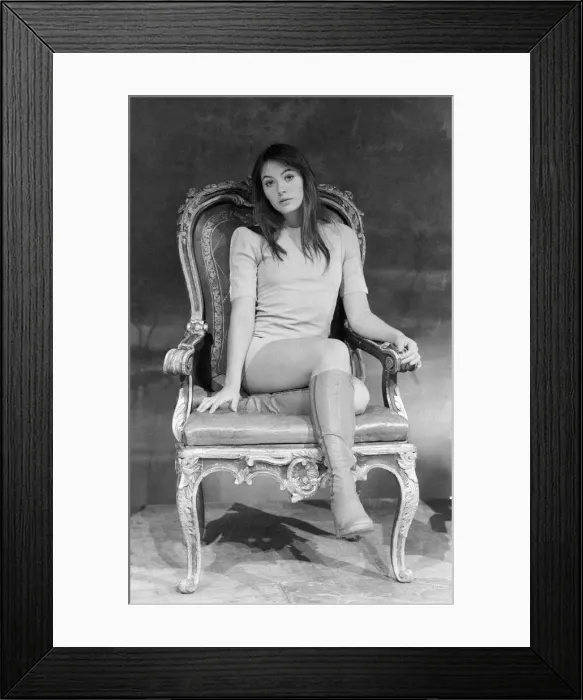 Framed Print : Lesley Anne Down, British actress aged 17 years old, pictured Wednesday 20th October 1971 Framed Print : Lesley Anne Down, British actress aged 17 years old, pictured Wednesday 20th October 1971