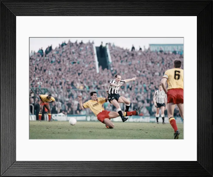 Framed Print : Newcastle United v Watford. FA Cup 3rd round. St James Park. Final score 0-0 Framed Print : Newcastle United v Watford. FA Cup 3rd round. St James Park. Final score 0-0