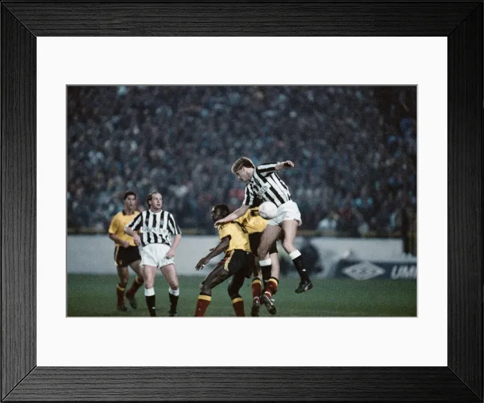 Framed Print : Watford v Newcastle United, FA Cup 3rd round replay, final score 2-2. 10th January 1989 Framed Print : Watford v Newcastle United, FA Cup 3rd round replay, final score 2-2. 10th January 1989