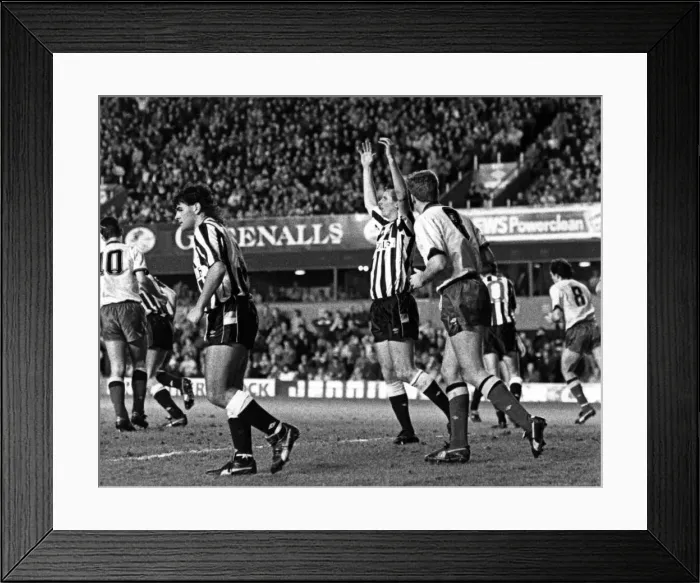 Framed Print : Newcastle United v Watford, FA Cup 3rd round 2nd replay. Final score 0-0 Framed Print : Newcastle United v Watford, FA Cup 3rd round 2nd replay. Final score 0-0