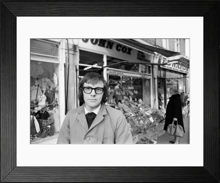 Framed Print : Reading shopkeepers, rate increases. January 1975