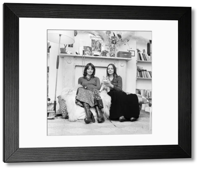 Framed Print : Lesley Anne Down and Jacqueline Tong, British actresses who will be starring in the new Framed Print : Lesley Anne Down and Jacqueline Tong, British actresses who will be starring in the new