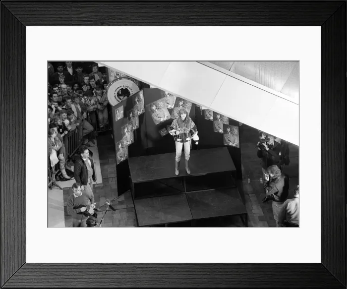 Framed Print : Thousands of young pop fans gather at the Bull Ring Shopping Centre for pop singer Framed Print : Thousands of young pop fans gather at the Bull Ring Shopping Centre for pop singer