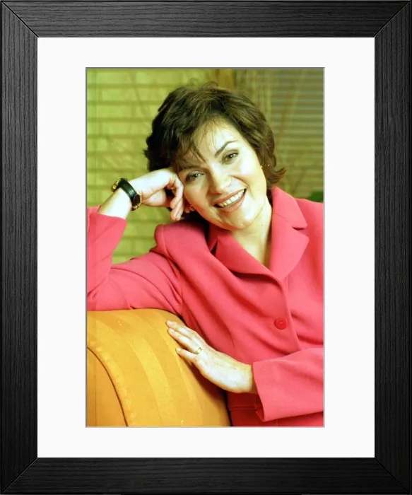 Framed Print : Lorraine Kelly TV presenter wearing pink jacket and black strap watch Framed Print : Lorraine Kelly TV presenter wearing pink jacket and black strap watch