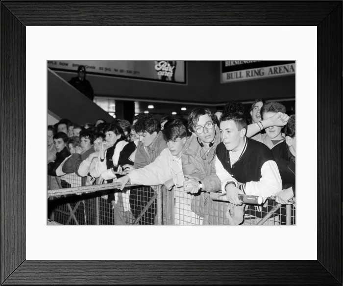 Framed Print : Thousands of young pop fans gather at the Bull Ring Shopping Centre for pop singer Framed Print : Thousands of young pop fans gather at the Bull Ring Shopping Centre for pop singer
