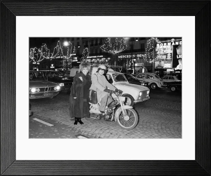 Framed Print : American singer Tina Turner, pictured in Paris, is fast nearing the end of her world tour Framed Print : American singer Tina Turner, pictured in Paris, is fast nearing the end of her world tour
