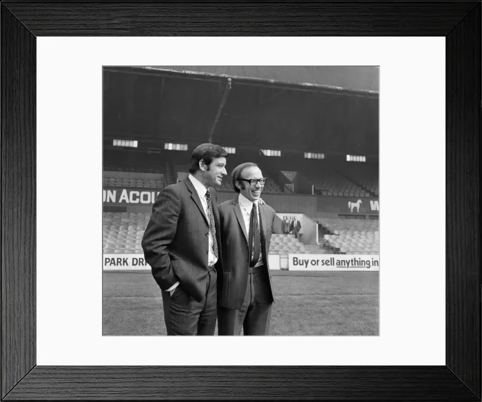 Framed Print : Nobby Stiles signs for Middlesbrough F. C. He is pictured with Manager Stan Anderson. 1971 Framed Print : Nobby Stiles signs for Middlesbrough F. C. He is pictured with Manager Stan Anderson. 1971