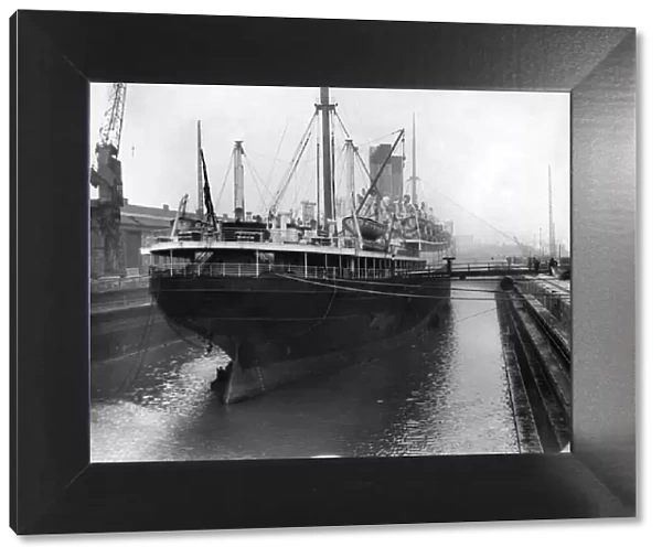The White Star liner 'Albertic'docking in the Gladstone Graving Dock