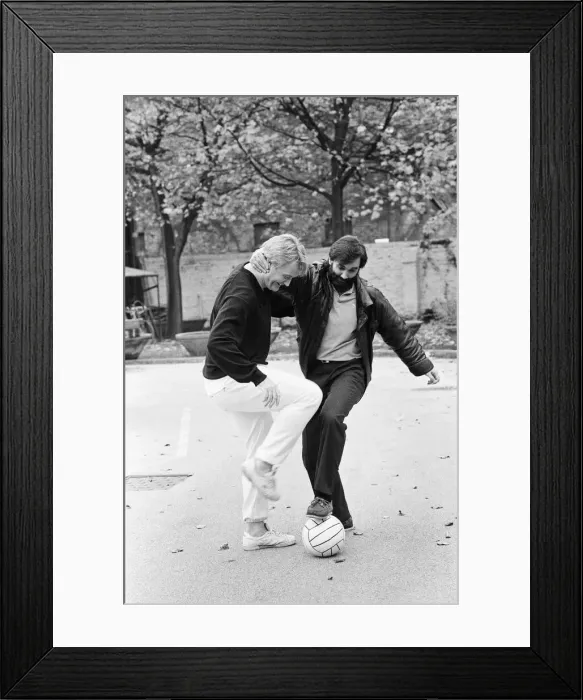 Framed Print : Rodney Marsh (left) and George Best (right) pictured together in 1987 Framed Print : Rodney Marsh (left) and George Best (right) pictured together in 1987