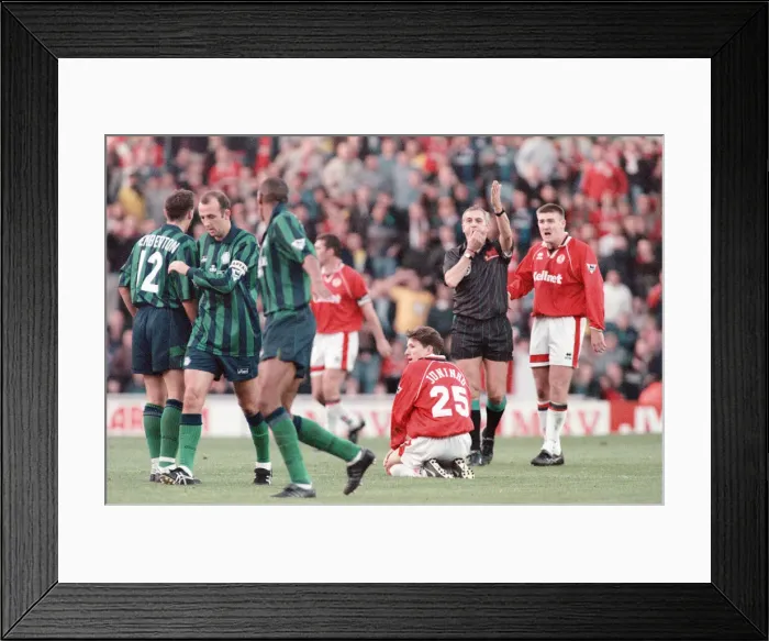 Framed Print : Middlesbrough 1-1 Leeds, Premier league match at the Riverside Stadium Framed Print : Middlesbrough 1-1 Leeds, Premier league match at the Riverside Stadium