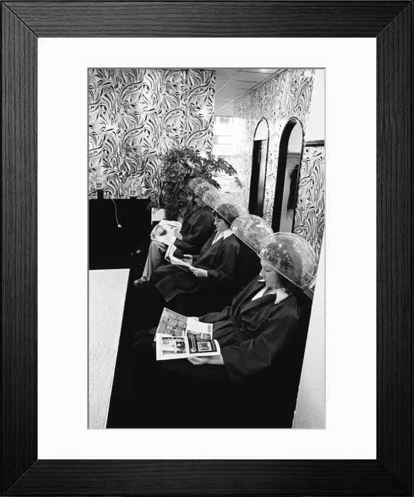 Framed Print : Saks Hairdressing, Middlesbrough, Circa 1975 Framed Print : Saks Hairdressing, Middlesbrough, Circa 1975