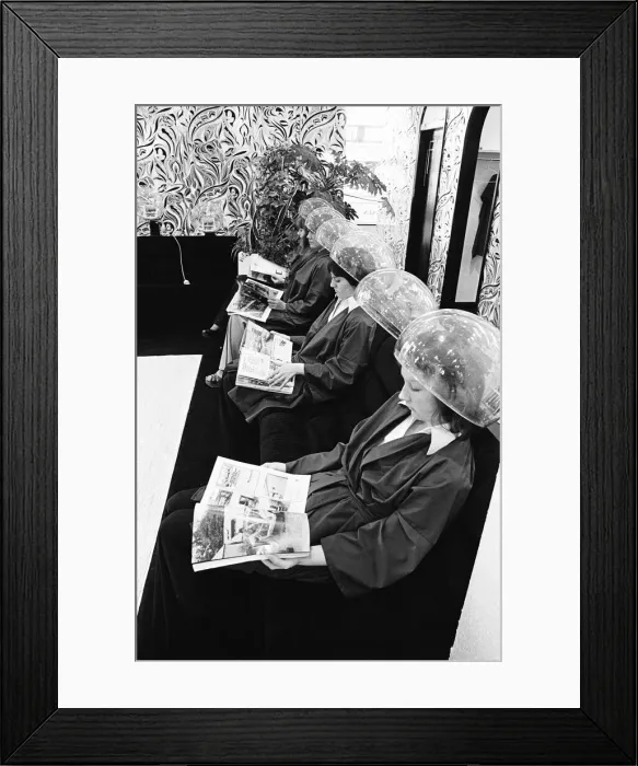 Framed Print : Saks Hairdressing, Middlesbrough, Circa 1975 Framed Print : Saks Hairdressing, Middlesbrough, Circa 1975