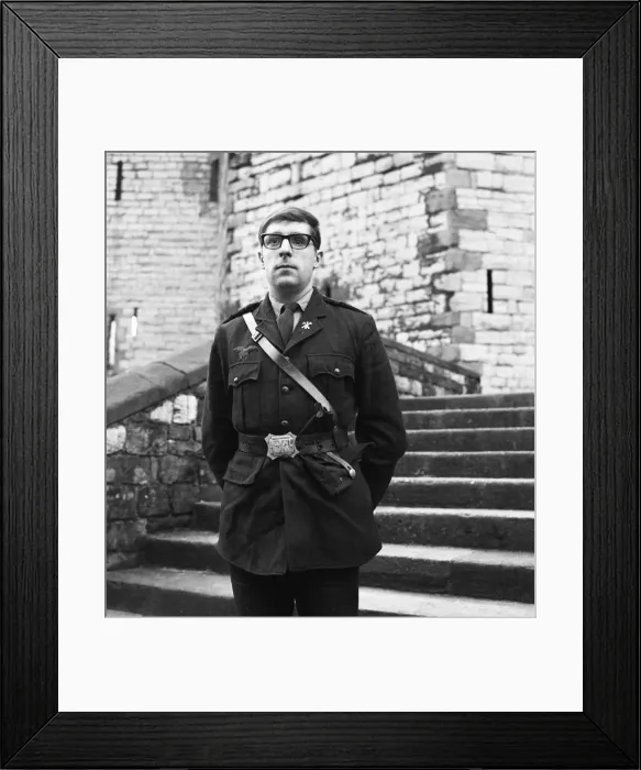 Framed Print : Welsh Nationalists outside Caernarfon Crown Court, Caernarfon, Gwynedd, Wales Framed Print : Welsh Nationalists outside Caernarfon Crown Court, Caernarfon, Gwynedd, Wales