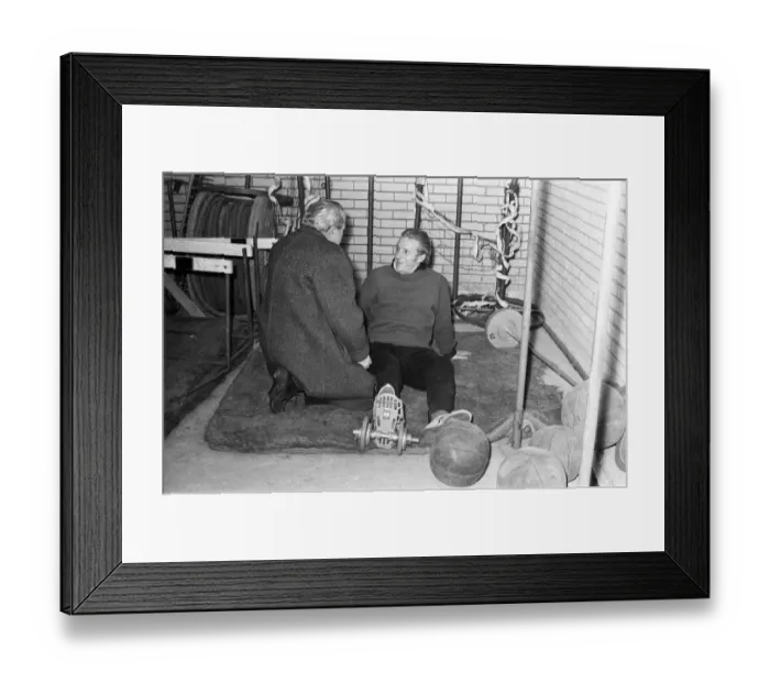 Framed Print : Training for their clash with Northampton on Saturday at the Cliff, Salford Framed Print : Training for their clash with Northampton on Saturday at the Cliff, Salford