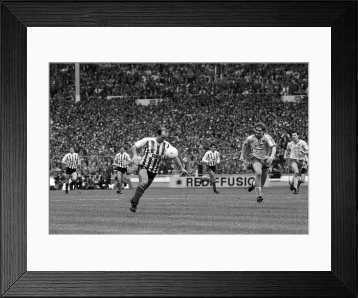 Framed Print : 1985 Milk cup final at Wembley Stadium. Final score Norwich City 1 - 0 Sunderland Framed Print : 1985 Milk cup final at Wembley Stadium. Final score Norwich City 1 - 0 Sunderland