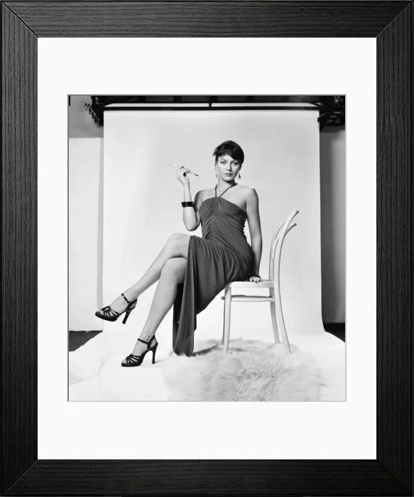 Framed Print : Lesley Anne Down, British actress, studio pix, Thursday 18th November 1976