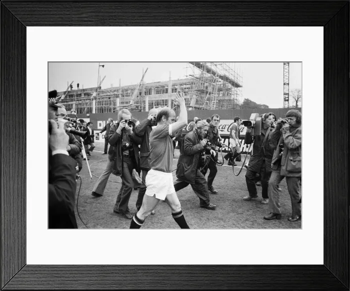 Framed Print : Chelsea verses Manchester United. 28th April 1973 Framed Print : Chelsea verses Manchester United. 28th April 1973
