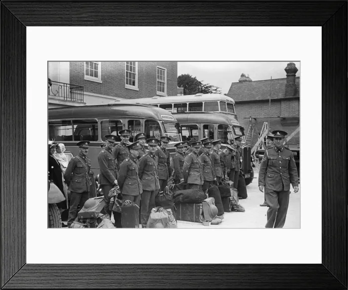 Framed Print : Soldiers and transport of the 30th Surrey Searchlight Regiment an air defence unit of Framed Print : Soldiers and transport of the 30th Surrey Searchlight Regiment an air defence unit of