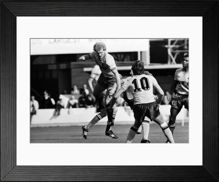 Framed Print : Watford v Sunderland, final score 8-0 to Watford, League Division One Framed Print : Watford v Sunderland, final score 8-0 to Watford, League Division One