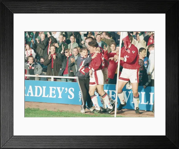 Framed Print : Middlesbrough 1-1 Leeds, Premier league match at the Riverside Stadium Framed Print : Middlesbrough 1-1 Leeds, Premier league match at the Riverside Stadium