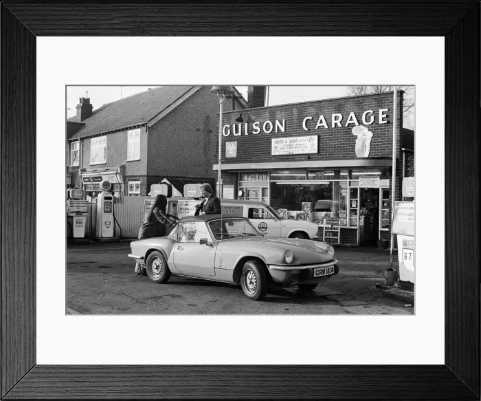 Framed Print : Gulson Garage, West Midlands. 19th February 1975 Framed Print : Gulson Garage, West Midlands. 19th February 1975