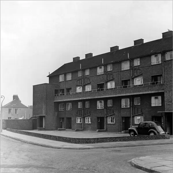 The Elizabeth Maisonettes, Court Road, Grangetown, Cardiff. October 1962