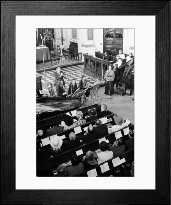 Framed Print : Swinging Farewell To Duke. Londons famous church St Framed Print : Swinging Farewell To Duke. Londons famous church St