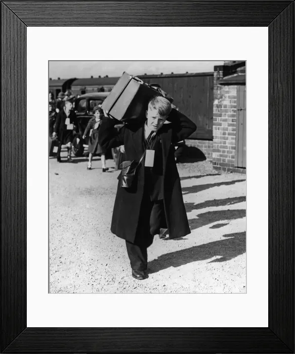 Framed Print : Evacuees from Birmingham arrive Egginton station to escape the bombing 15th September Framed Print : Evacuees from Birmingham arrive Egginton station to escape the bombing 15th September