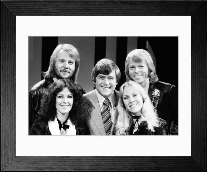 Framed Print : Mike Yarwood and ABBA on the set of The Mike Yarwood Christmas Show. 10th December 1978 Framed Print : Mike Yarwood and ABBA on the set of The Mike Yarwood Christmas Show. 10th December 1978