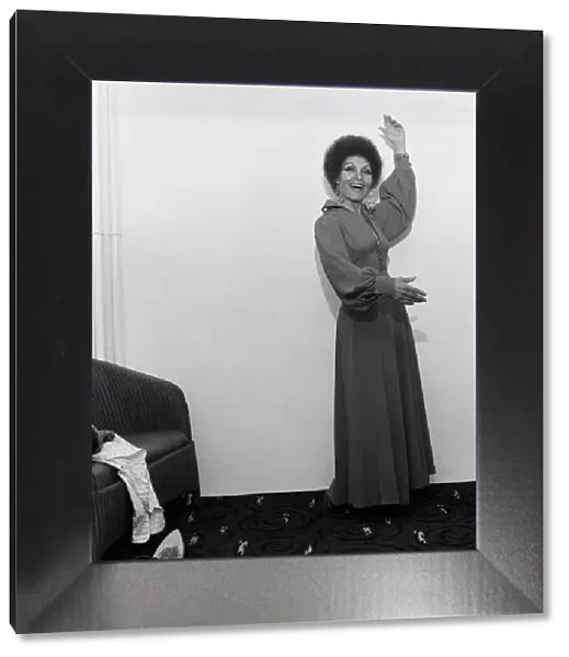 Cleo Laine, wife of bandleader Johnny Dankworth, in her dressing room