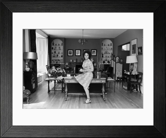 Framed Print : Cleo Laine in the living room at her home, the Old Rectory. 9th August 1971 Framed Print : Cleo Laine in the living room at her home, the Old Rectory. 9th August 1971