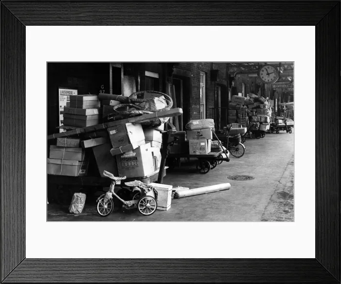 Framed Print : The aftermath of the guards dispute at Nuneaton Station. 20th October 1967 Framed Print : The aftermath of the guards dispute at Nuneaton Station. 20th October 1967